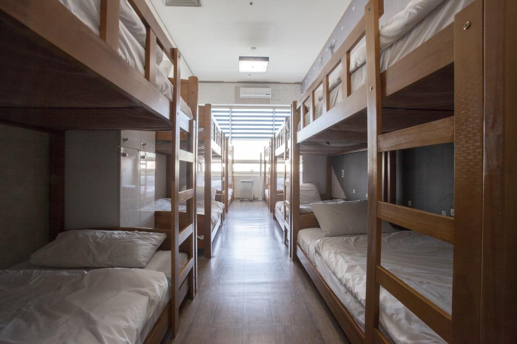 Terra Guesthouse Пусан Экстерьер фото