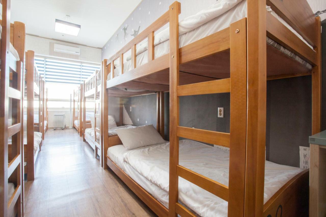 Terra Guesthouse Пусан Экстерьер фото