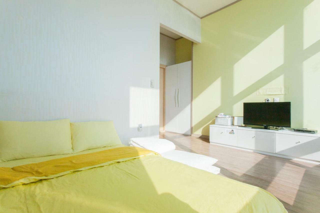 Terra Guesthouse Пусан Экстерьер фото